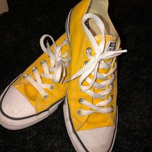 yellow converse